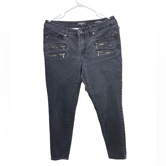 94. Nine West mid rise super comfy&soft skinny jeans size 8 - Picture 1 of 6